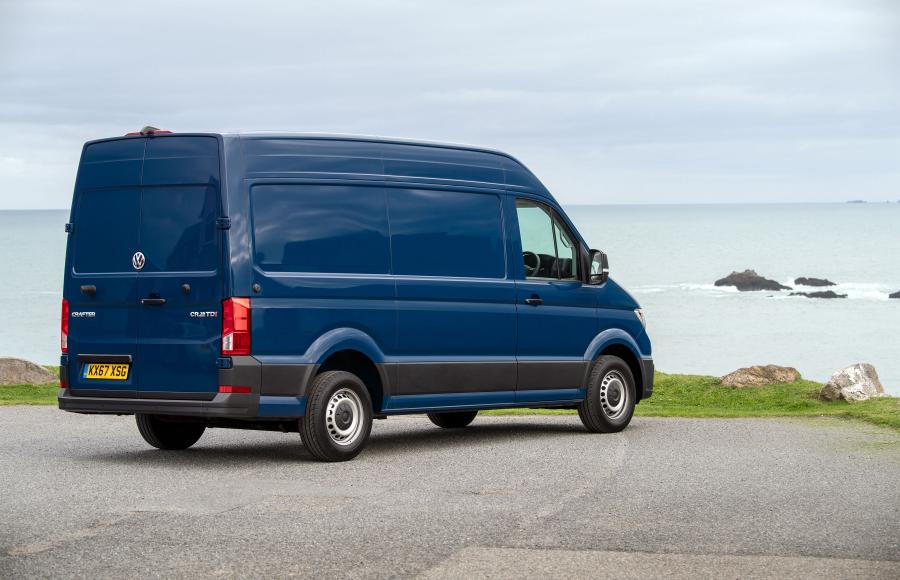  Volkswagen Crafter High Roof Van 2017 года  (UK) (фото 18 из 23)